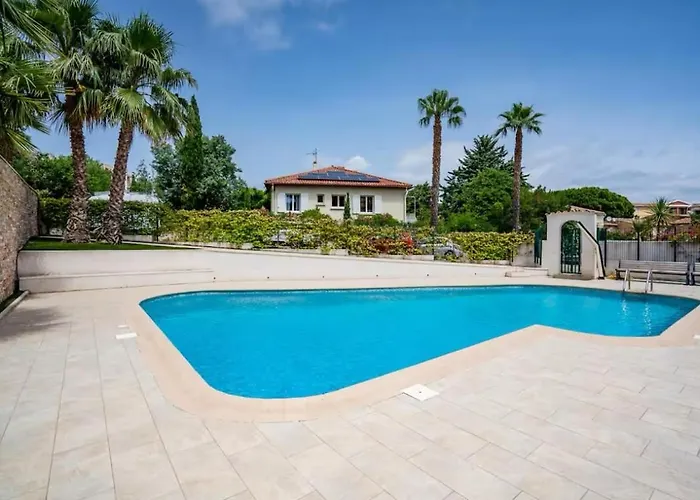 Magnifique Piscine * サント・マキシム